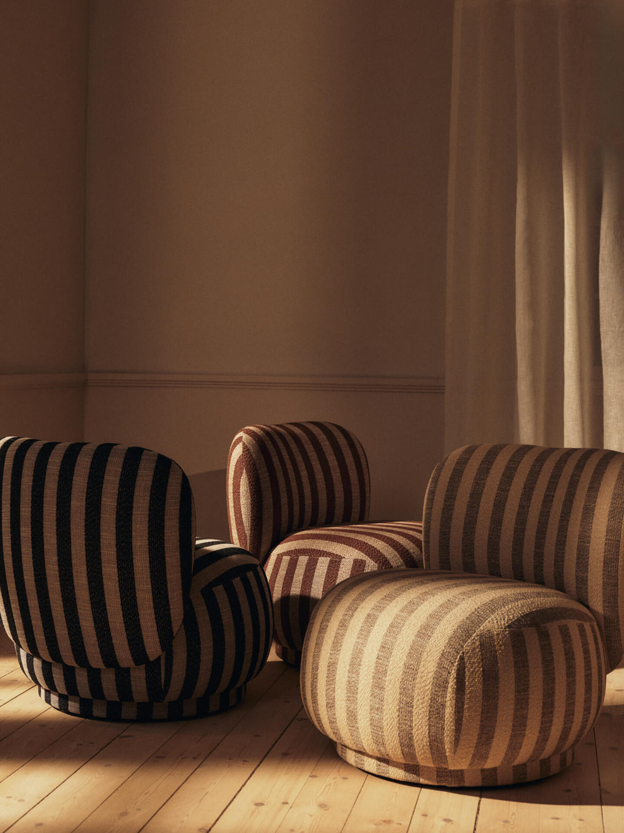 Rico Lounge Chair Piccolo fra Ferm Living - 1 - Jacobsen Plus