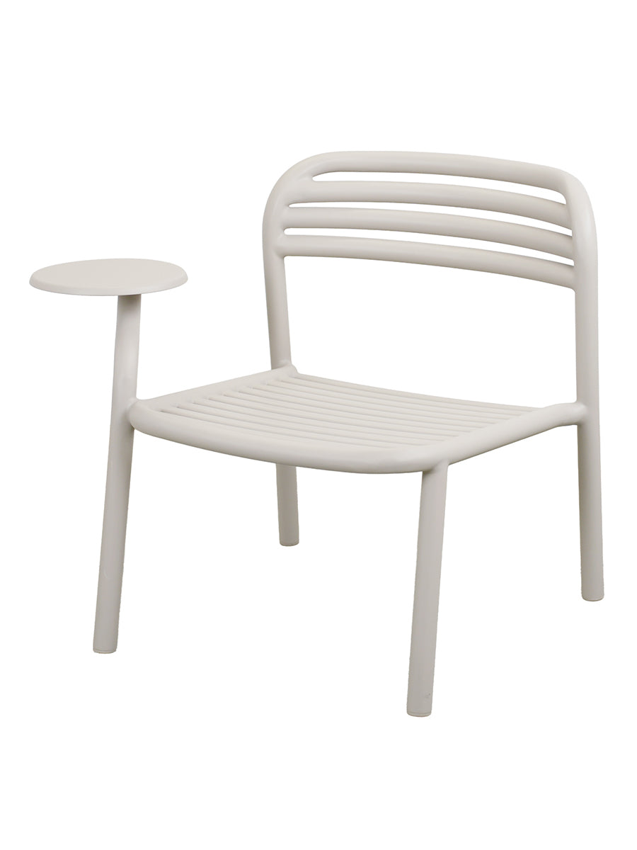 Bliss Udendørs Loungestol Med Sidebord, Højre fra Cane-line - Sand - Jacobsen Plus