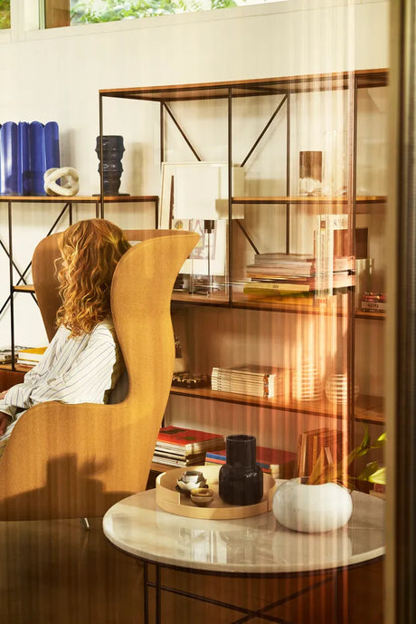 Ro Lænestol fra Fritz Hansen - Christianshavn / Aluminium - Jacobsen Plus