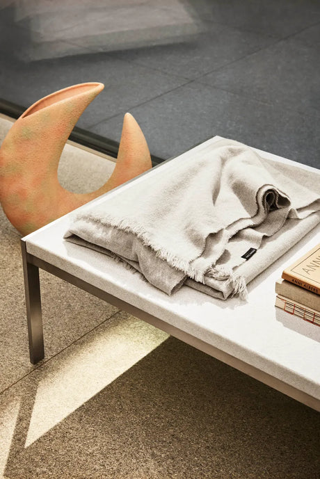 Classic Throw, merino uld fra Fritz Hansen - 2 - Jacobsen Plus