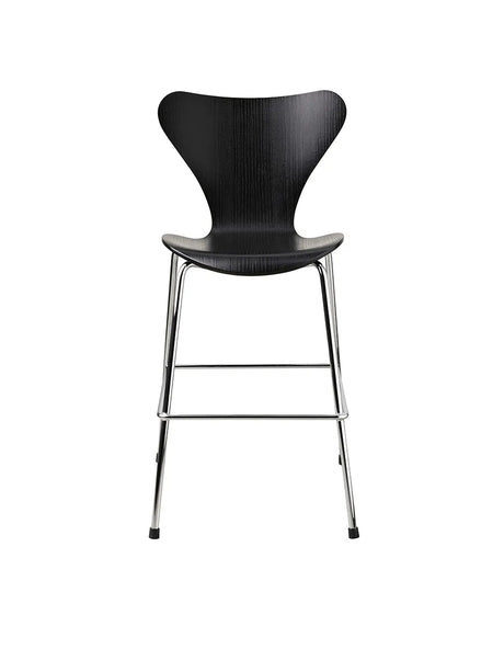 3177 Junior højstol af Arne Jacobsen - Sort ask - Jacobsen Plus
