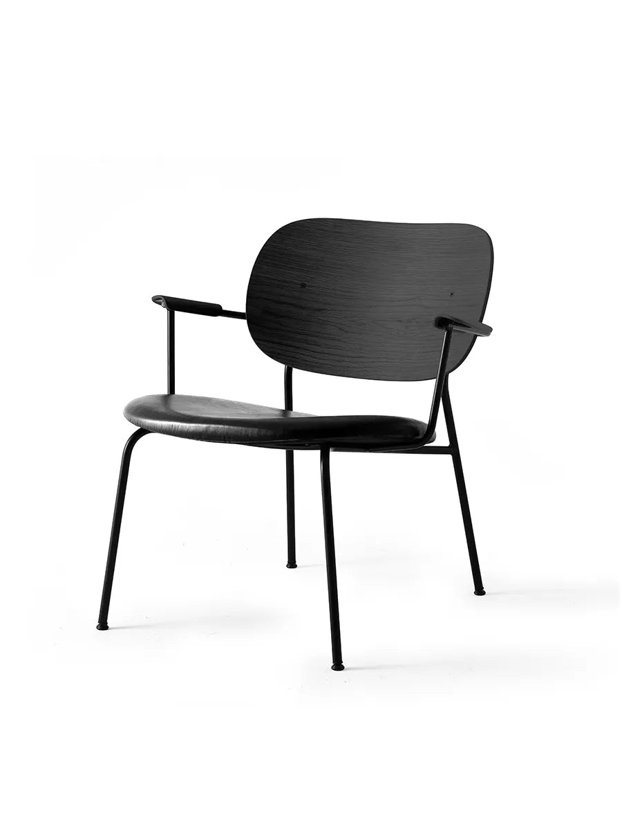 Co Lounge Chair fra Audo Copenhagen - BLACK OAK - DAKAR 0842 - Jacobsen Plus