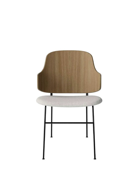 The Penguin Dining Chair, polstret fra Audo Copenhagen - Walnut / Hallingdal 110 - Jacobsen Plus