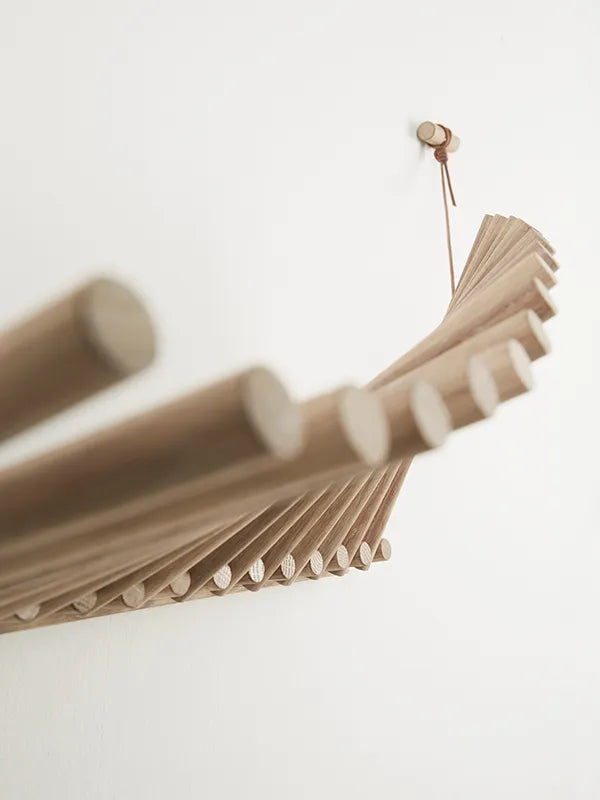 Knaegt Coat Rack fra Woud