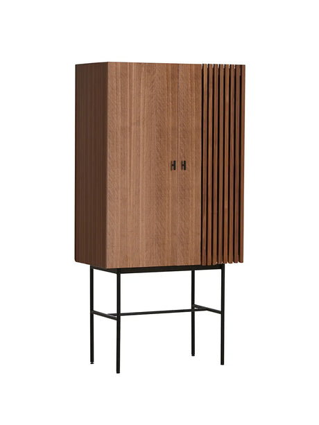 Array Highboard fra Woud - Walnut - Jacobsen Plus
