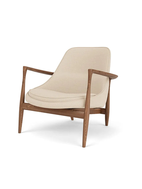Elizabeth Lounge Chair fra Audo Copenhagen - Valnød - Hallingdal 65 200 - Jacobsen Plus