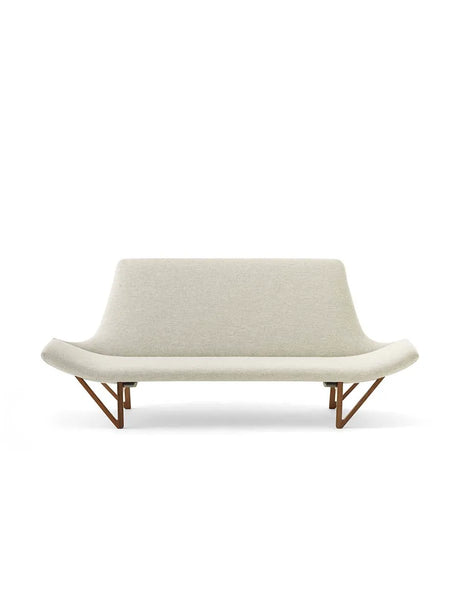 Pagode Sofa fra Audo Copenhagen - Valnød - Hallingdal 65 110 - Jacobsen Plus