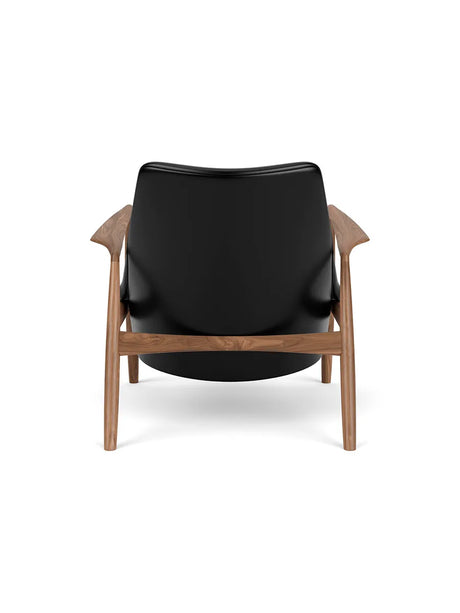 The Seal Lounge Chair, Low Back fra Audo Copenhagen - Valnød - Dakar 0842 - Jacobsen Plus