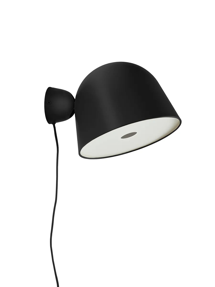 Kuppi Wall Lamp fra Woud