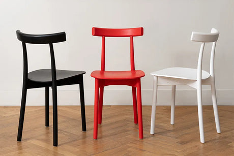 Skinny wooden chair, ash/red fra Nine - 4 - Jacobsen Plus