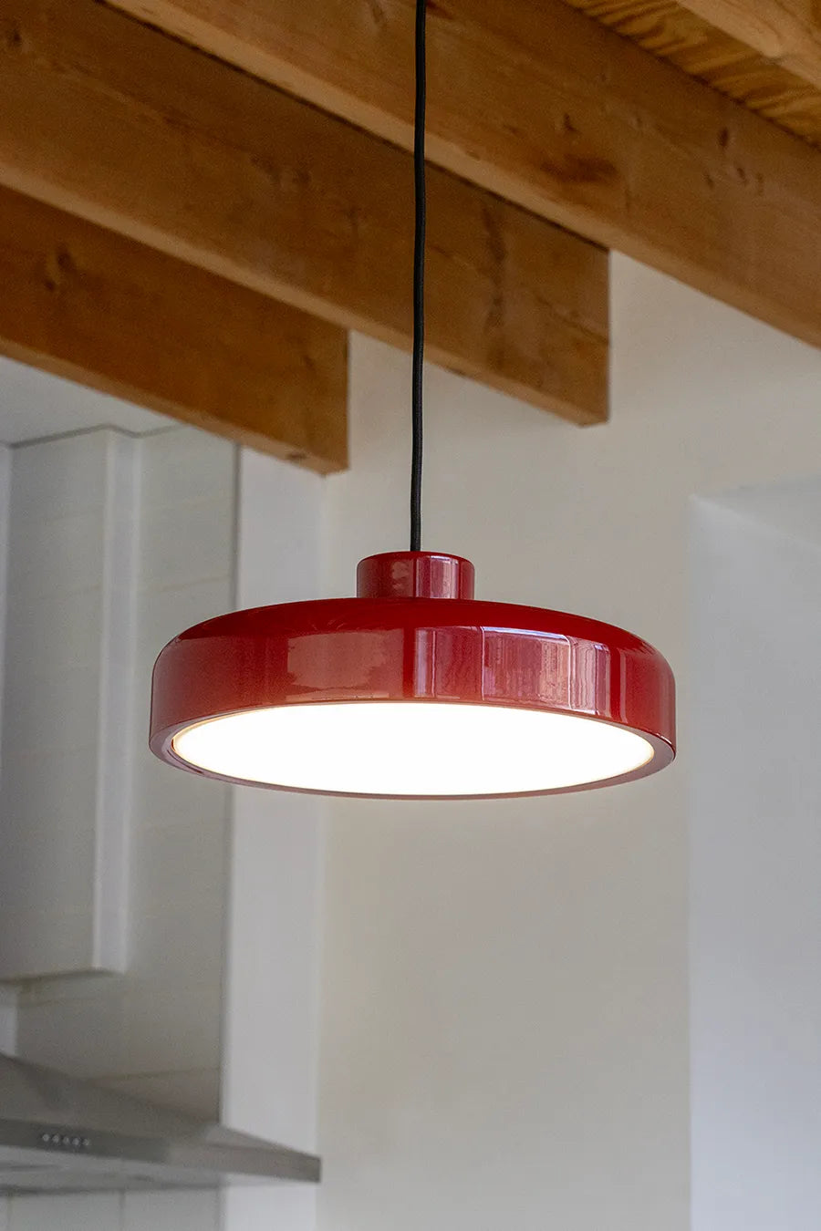 Lacquer pendant medium, red fra Nine - 3 - Jacobsen Plus