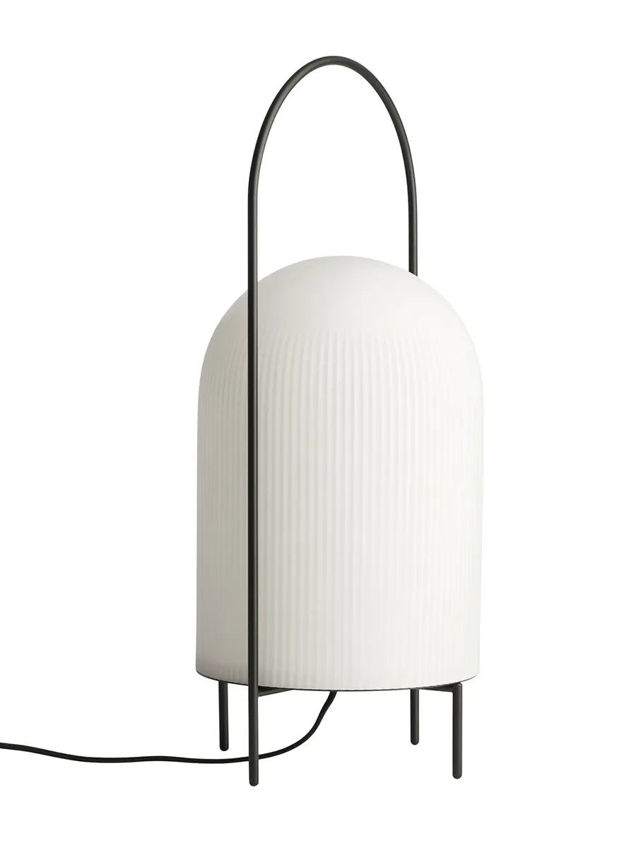 Ghost Floor Lamp fra Woud - 4 - Jacobsen Plus