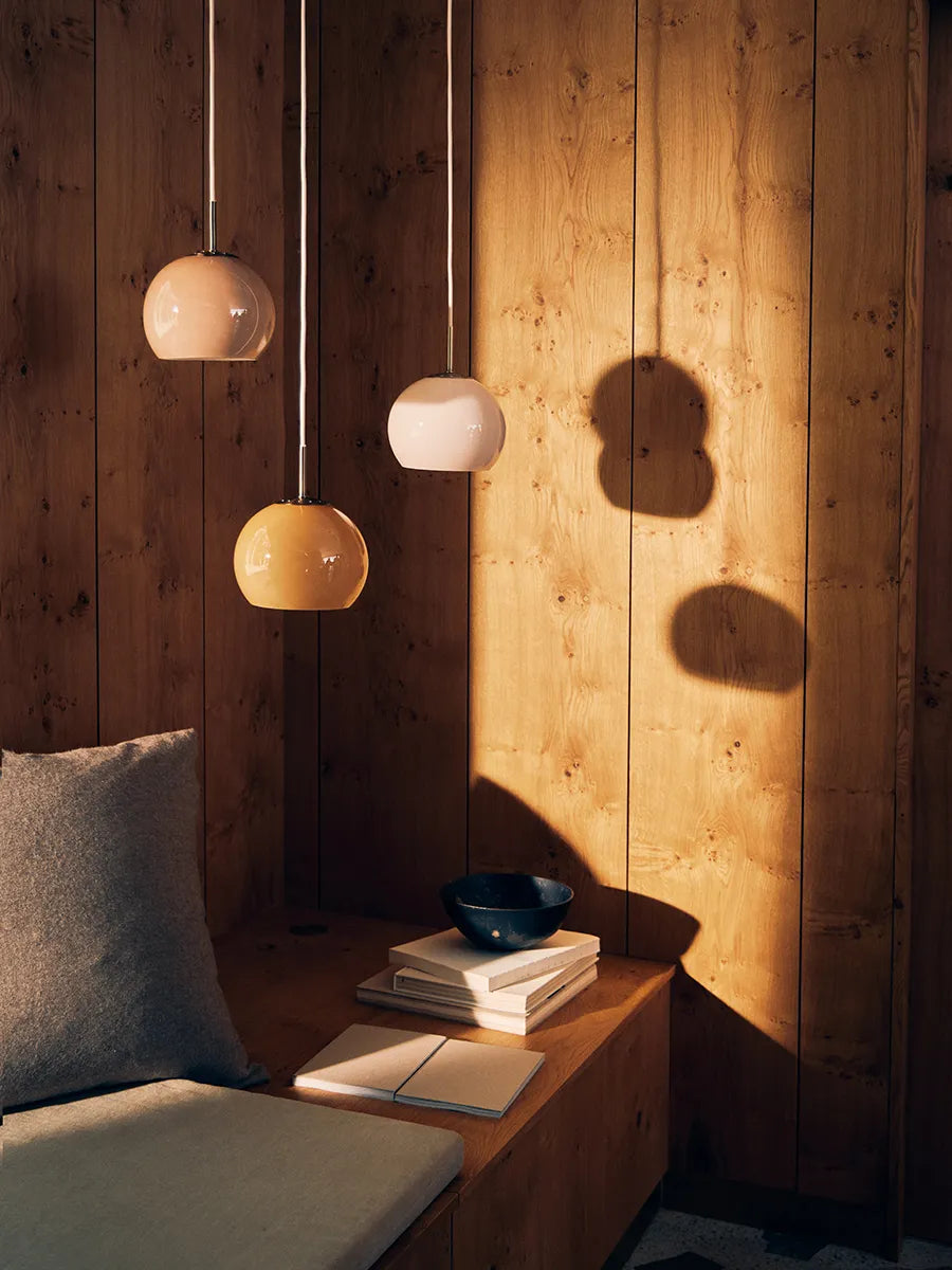 Ball Glass Pendant fra Frandsen