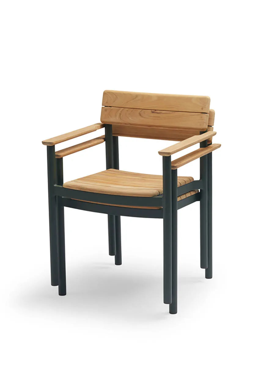 Skagerak Pelagus Armstol, hunter green fra Fritz Hansen