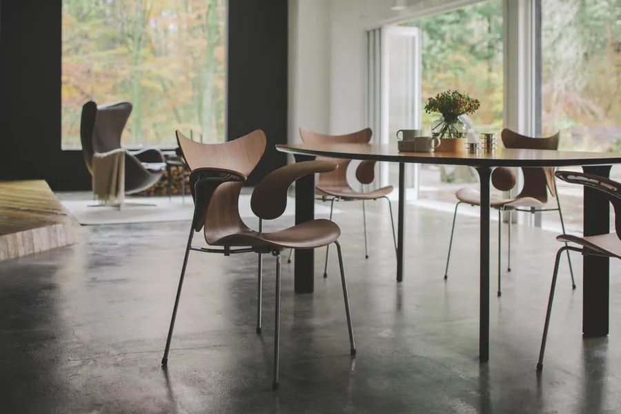 3208 Liljen armstol i valnød af Arne Jacobsen - 3 - Jacobsen Plus