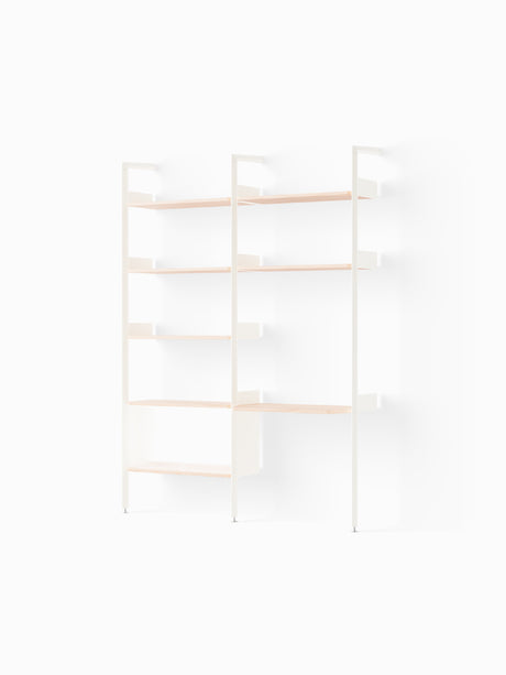 Rombe, Configuration D fra &Tradition - Alabaster w. Lacquered Oak shelves - Jacobsen Plus