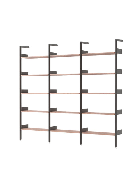 Rombe, Configuration F fra &Tradition - Anthracite w. Lacquered Walnut shelves - Jacobsen Plus