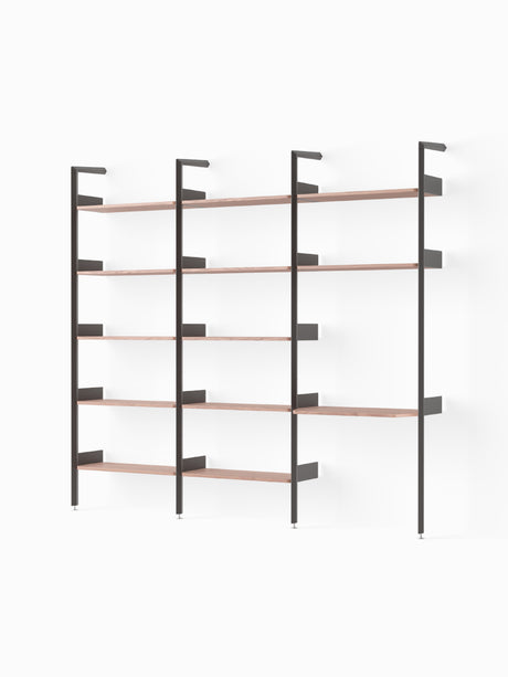 Rombe, Configuration G fra &Tradition - Anthracite w. Lacquered Walnut shelves - Jacobsen Plus