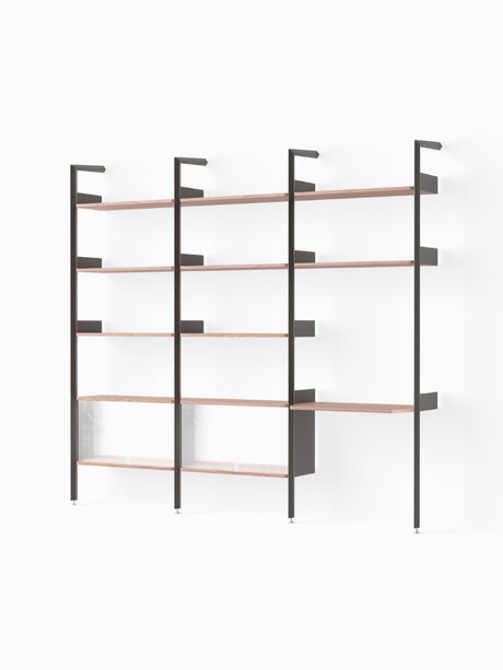 Rombe, Configuration J fra &Tradition - Anthracite w. Lacquered Walnut shelves - Jacobsen Plus