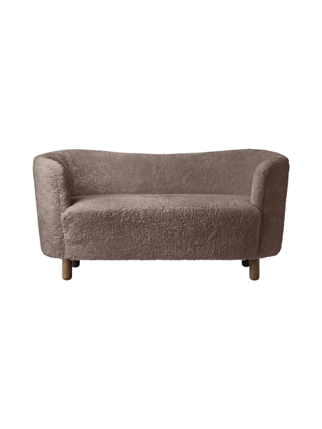 Mingle Sofa fra Audo Copenhagen - Dark Stained Oak - Sheepskin Sahara - Jacobsen Plus
