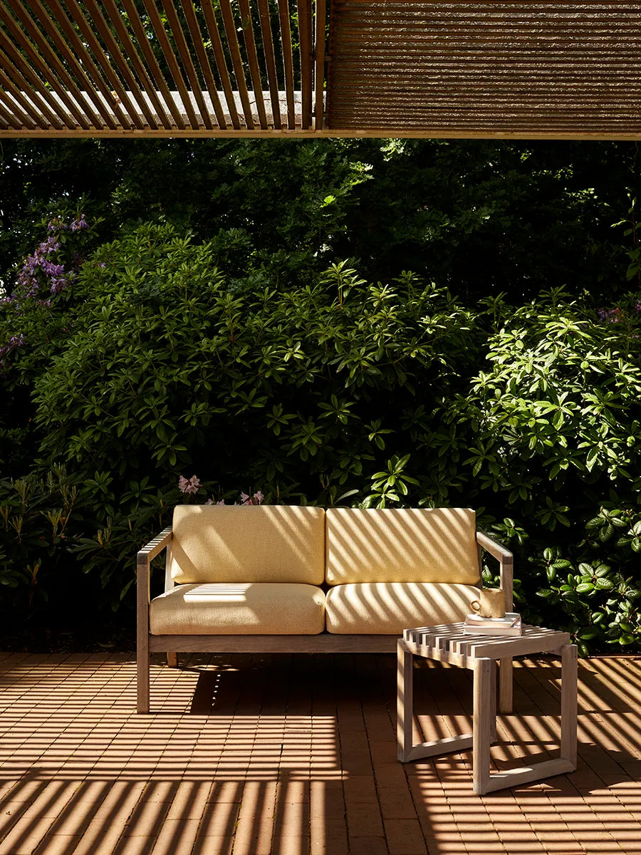 Skagerak Virkelyst 2 pers. Sofa, Honey Yellow fra Fritz Hansen