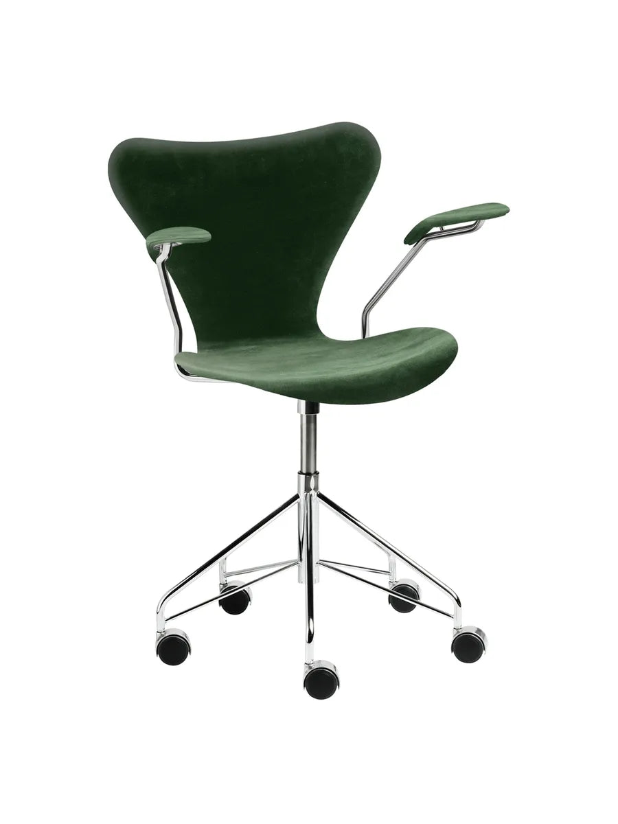 3217 Serie 7 Kontorstol af Arne Jacobsen - Fuldpolstret / Belfast (velour) / Forest green - Jacobsen Plus