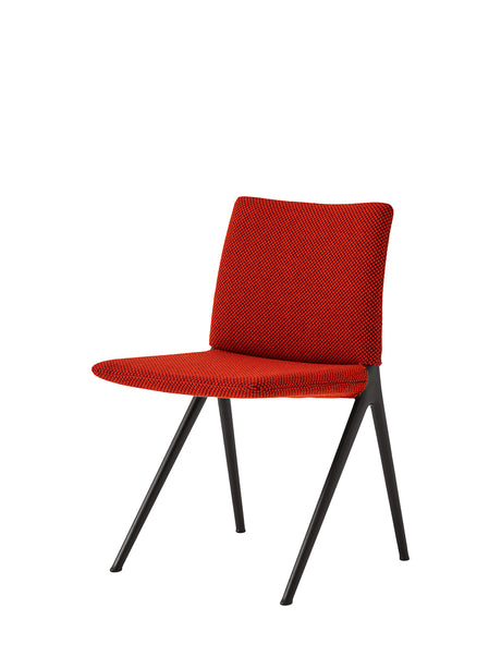 Kape IF7 spisebordsstol fra &Tradition - Warm Black m. Sisu 0655 - Jacobsen Plus