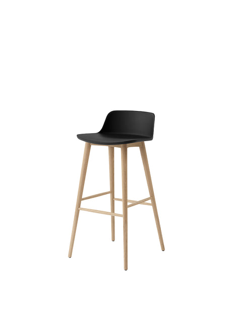 Rely HW123 bar stool, oak fra &Tradition - Black - Jacobsen Plus