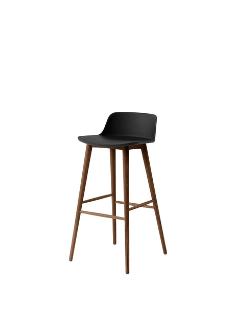 Rely HW123 bar stool, walnut fra &Tradition - Black - Jacobsen Plus
