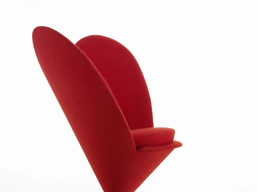 Heart Cone Chair fra Vitra