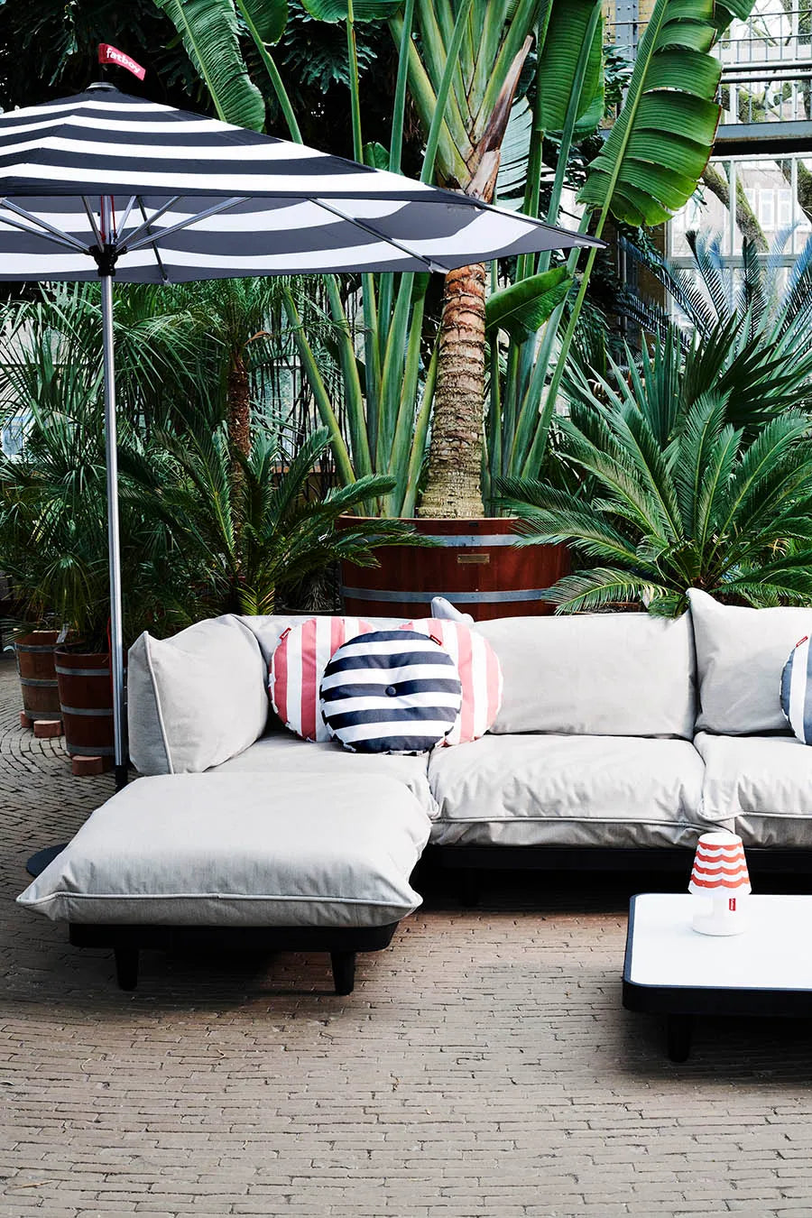 Stripesol parasol fra Fatboy