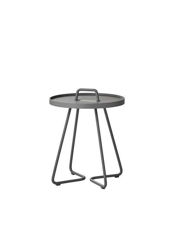 On The Move Sidebord fra Cane-line - Ekstra small / Light grey - Jacobsen Plus