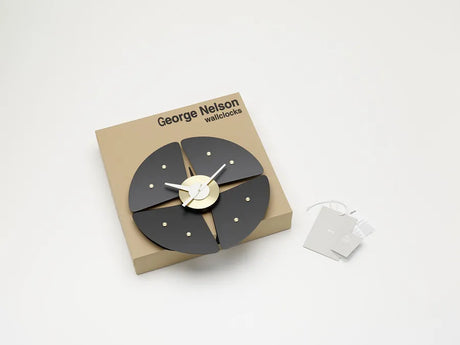 Petal Clock fra Vitra - 4 - Jacobsen Plus