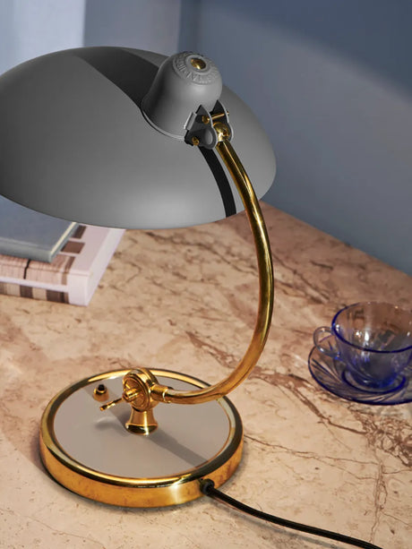 Kaiser Idell 6631-T Luxus Bordlampe, easy grey fra Fritz Hansen - 2 - Jacobsen Plus