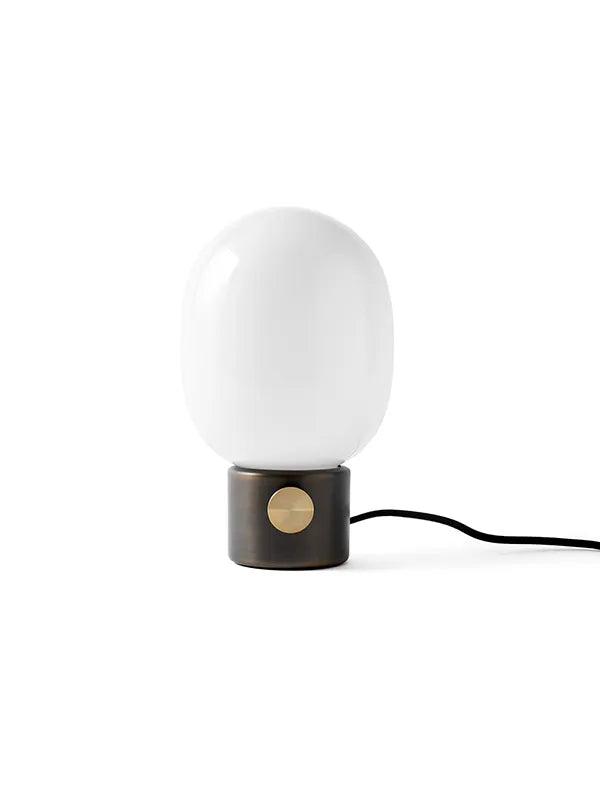 JWDA Metallic Bordlampe fra Audo Copenhagen - Bronzed Brass - Jacobsen Plus