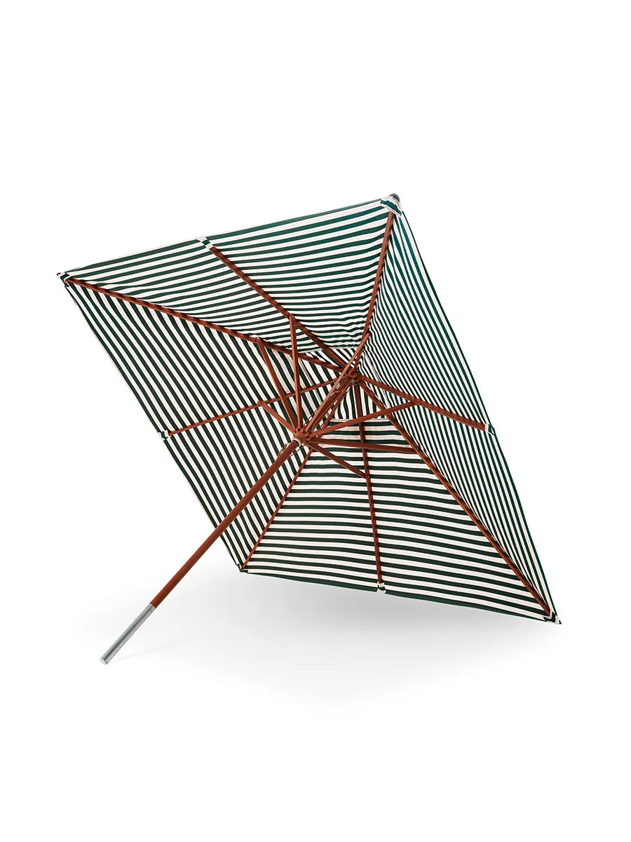 Skagerak Messina Parasol 300, Light Apricot/Green Stripes fra Fritz Hansen