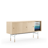 Skænk, lys blå stel af Finn Juhl - Eg klar olie/Eg klar olie - lys blå/hvid skydelåge - Jacobsen Plus