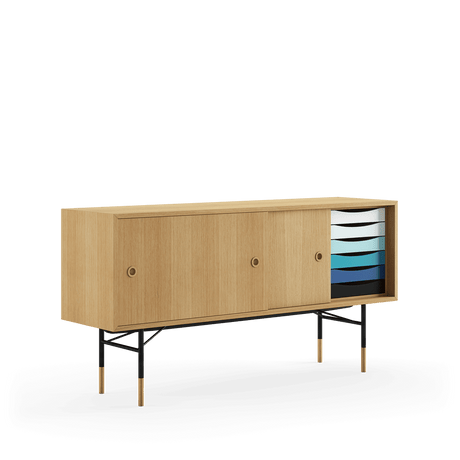 Skænk, sort stel af Finn Juhl - Eg olie/Eg olie - lys blå/hvid skydelåge - Jacobsen Plus