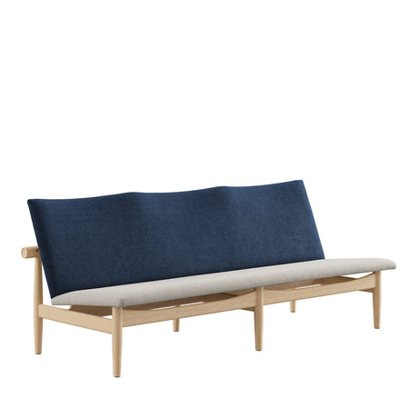 Japan 3 pers. sofa, eg klar olie af Finn Juhl - Hallingdal 764 / 110 - Jacobsen Plus