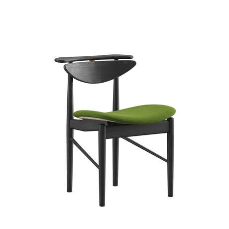 Karmstolen, sort eg af Finn Juhl - Hallingdal 960 - Jacobsen Plus