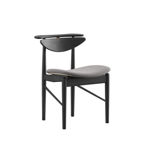 Karmstolen, sort eg af Finn Juhl - Vidar 152 - Jacobsen Plus