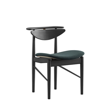 Karmstolen, sort eg af Finn Juhl - Vidar 182 - Jacobsen Plus