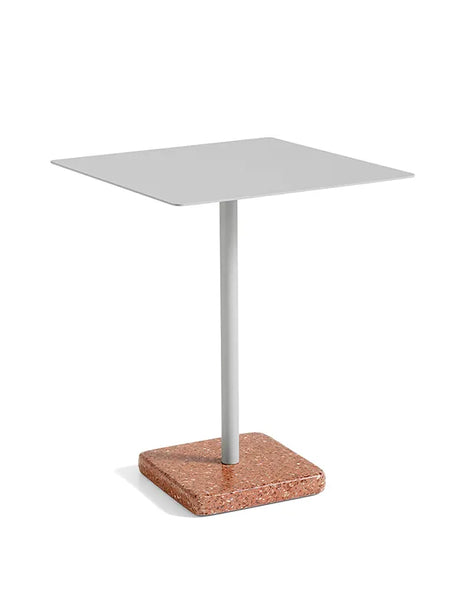 Terrazzo Table fra Hay - L: 60 x B: 60 x H: 74 cm / Sky grey - rød terrazzo - Jacobsen Plus