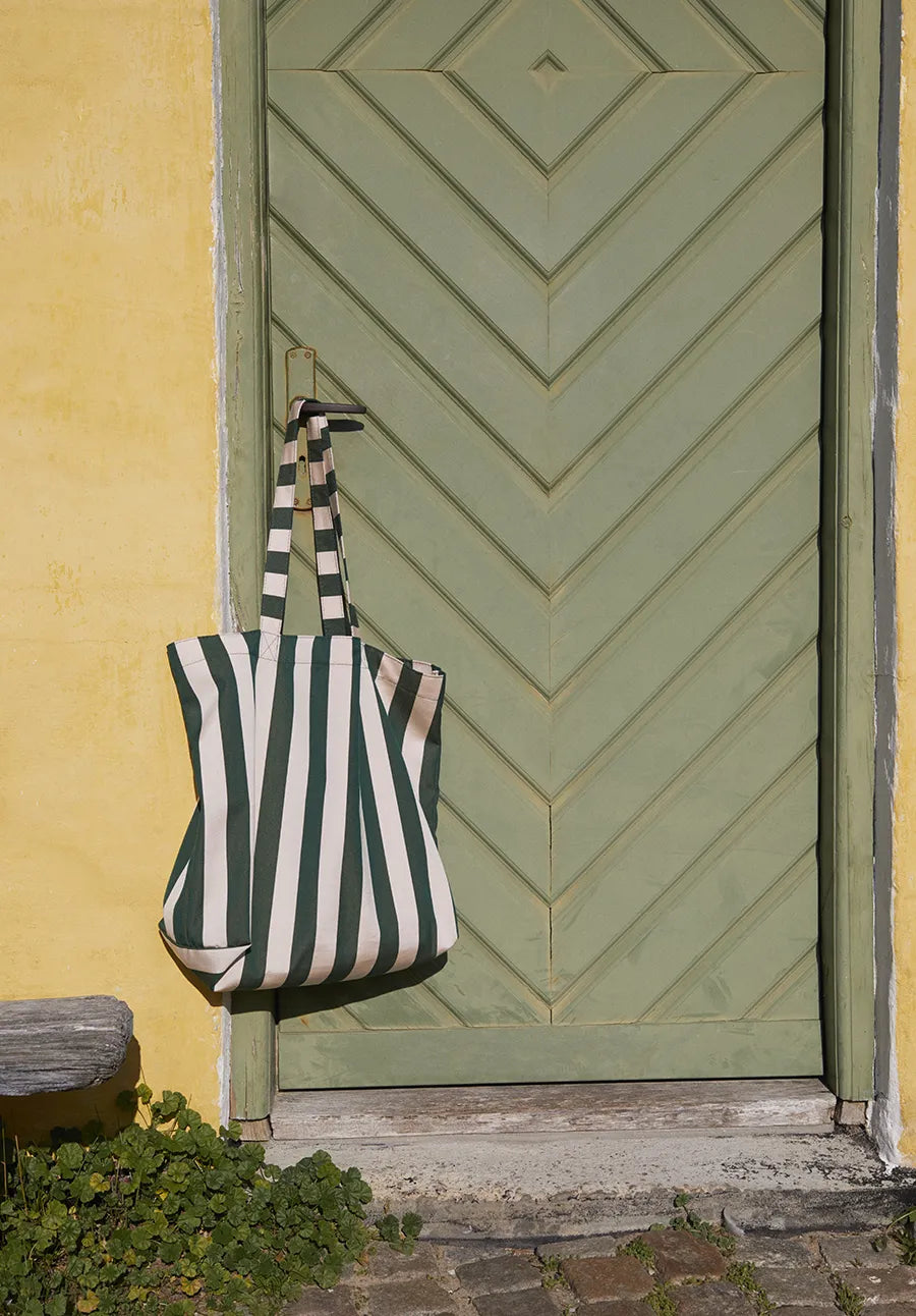 Skagerak Drachmann Jubilæums Tote Bag, light apricot/dark green fra Fritz Hansen - 2 - Jacobsen Plus