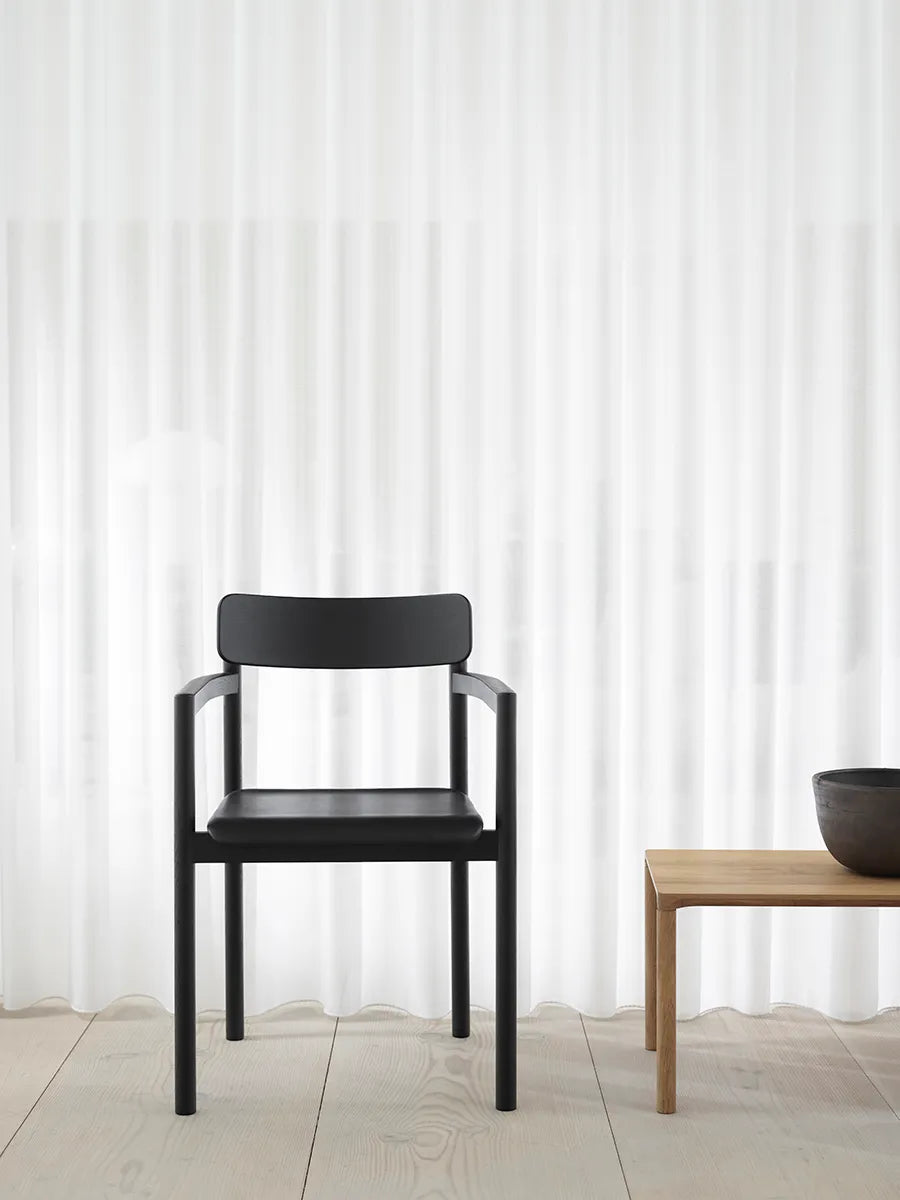 Post Spisebordsstol, eg sort lak fra Fredericia Furniture - 3 - Jacobsen Plus