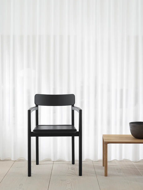 Post Spisebordsstol, eg sort lak fra Fredericia Furniture - 3 - Jacobsen Plus