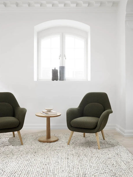 Swoon Lounge Petit fra Fredericia Furniture - Hallingdal 130 / Eg olie (Wood base) - Jacobsen Plus