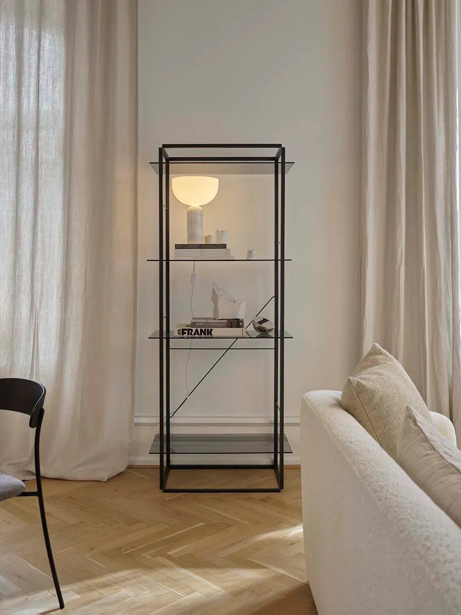 Kizu Bordlampe Small, White Marble fra New Works