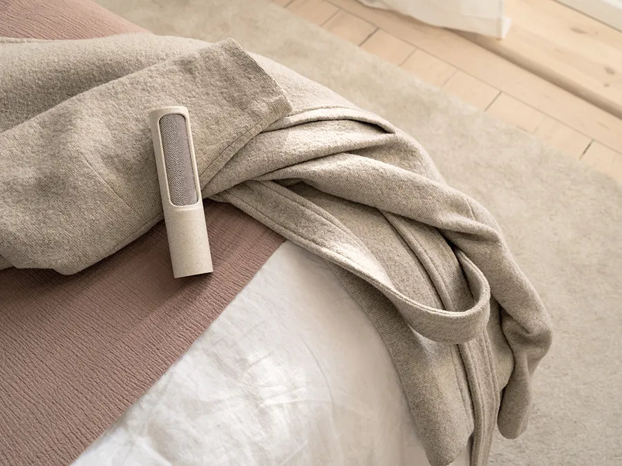 Lint Brush, Beige fra Steamery Stockholm - 3 - Jacobsen Plus