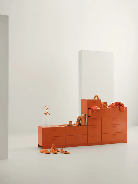 Relief Kommode, lav fra String - Hvid - Jacobsen Plus